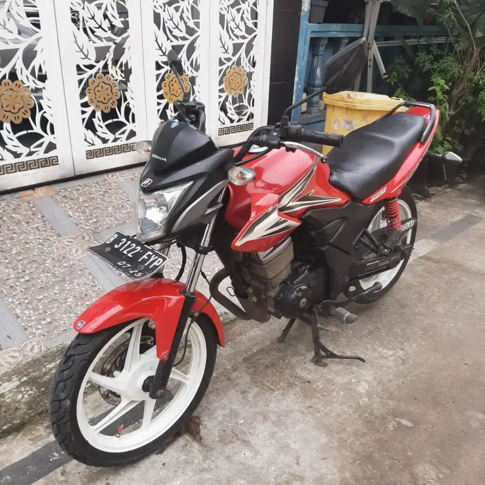 Honda Versa 2014 ss lengkap mesin bagus stater tokcer plat Bekasi Kab