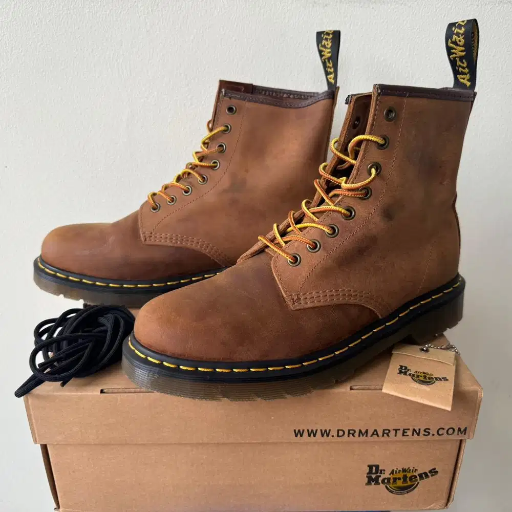 Sepatu boots Docmart Dr. Martens 1460 crazy horse leather - Size 42
