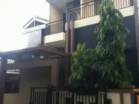 Dijual rumah di jalan Sabut kavling DKI Pondok Kelapa Jakarta