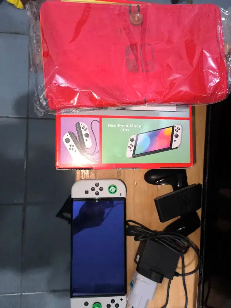 NINTENDO SWITCH OLED