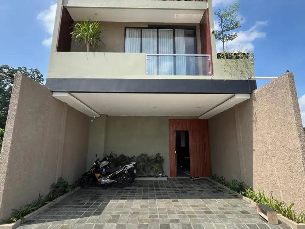 KOST EXCLUSIVE FULL FURNISHED BARU 2 LANTAI DI DEKAT KAMPUS UII