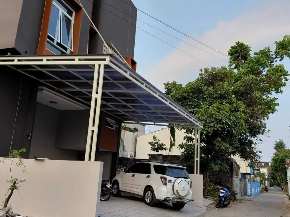DIJUAL KOST EKSKLUSIF Tiyasan, condongcatur di harga 2,75 milyar.