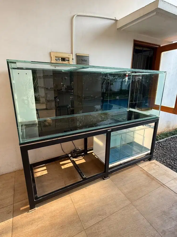 DIJUAL AQUARIUM, kaca 12mm, ukuran 200 x 70 x 70 cm
