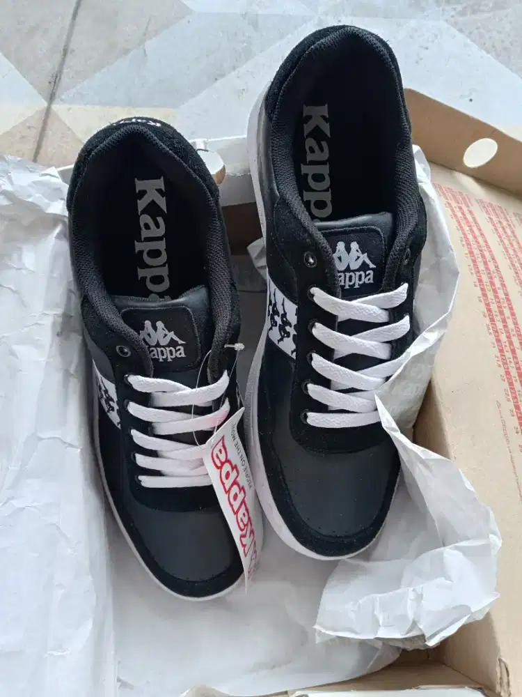 Sepatu Kappa sz43 BARU