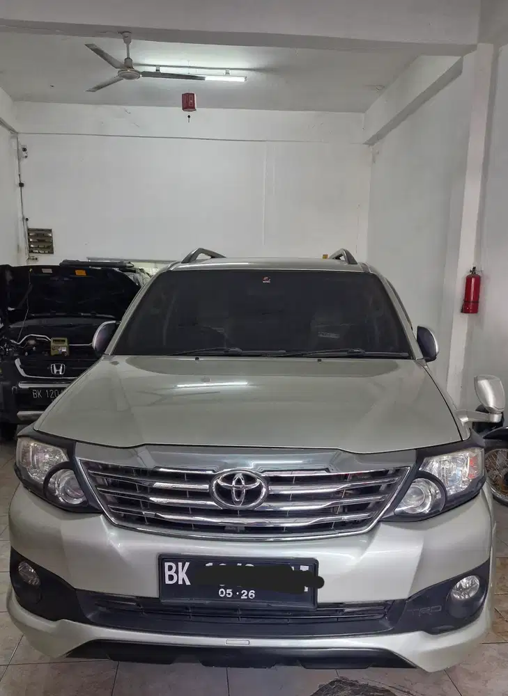 Toyota Fortuner 2013 Bensin