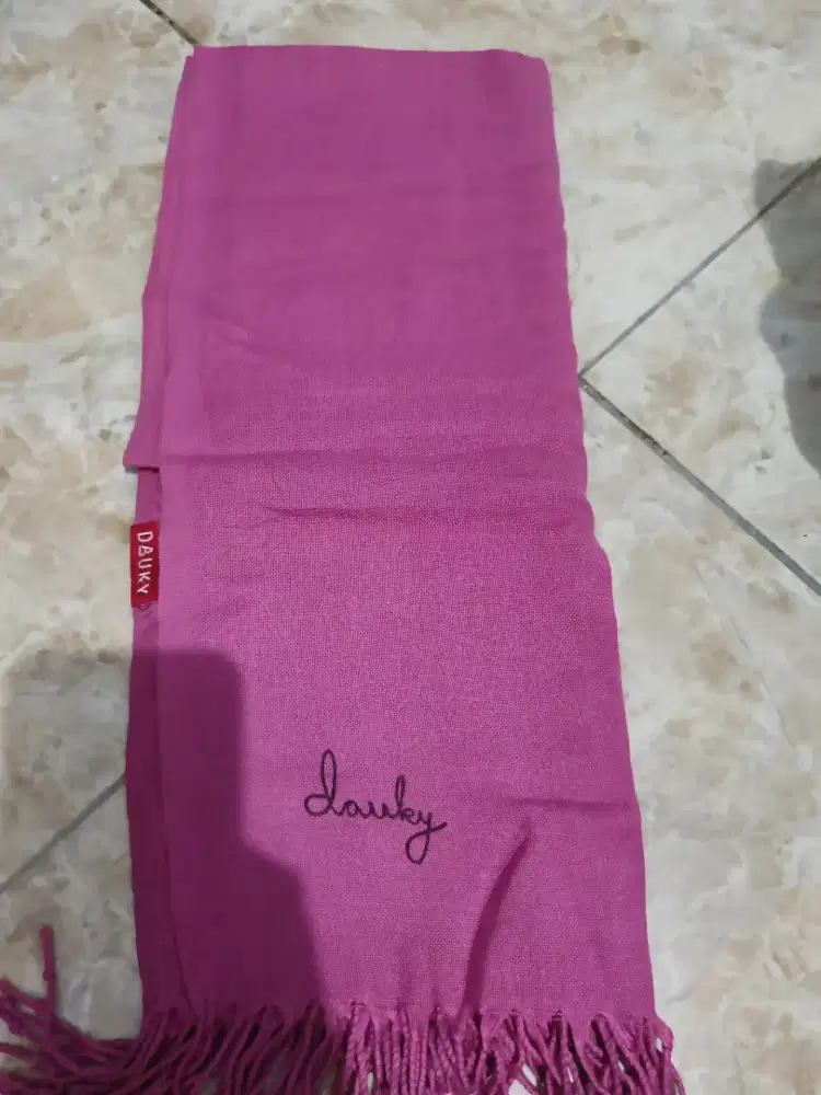 Preloved hijab cantik