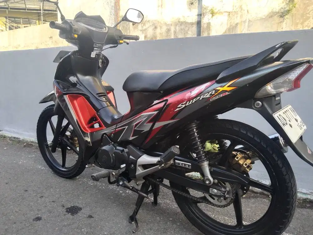 Dijual Supra X 125 tahun 2010