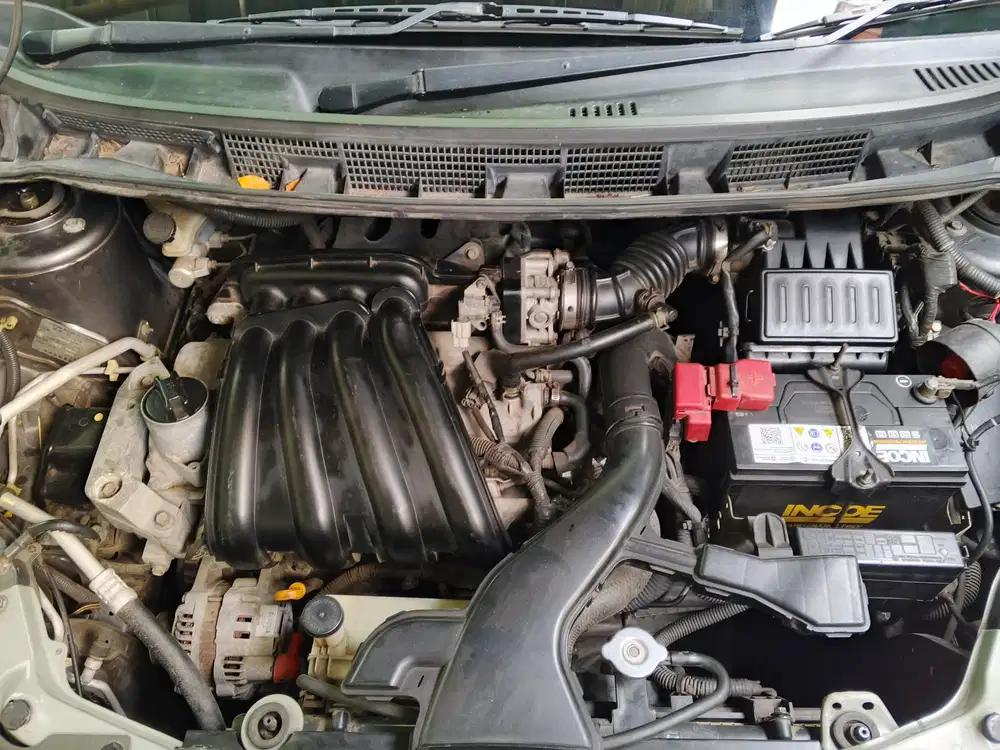 Nissan Grand livina 2010 Bensin