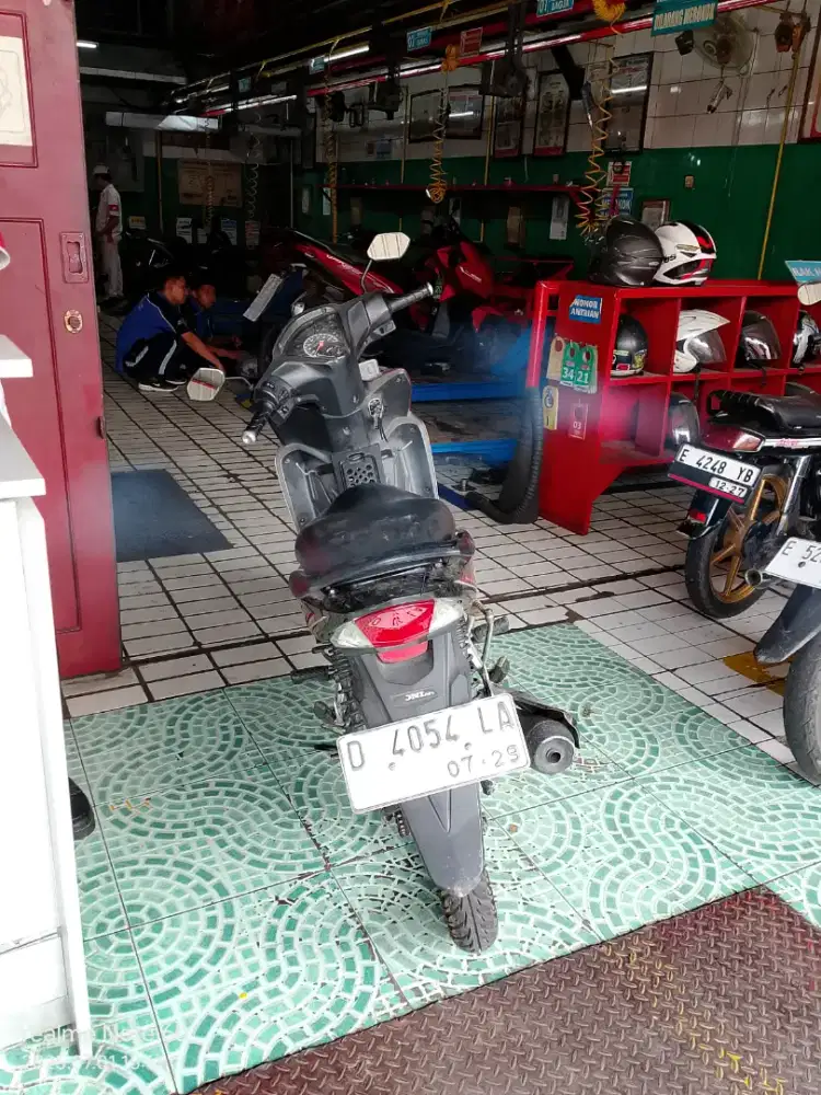 Di jual motor Revo absolute thn 2014
