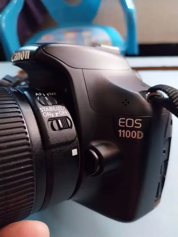 Kamera Canon 1100D