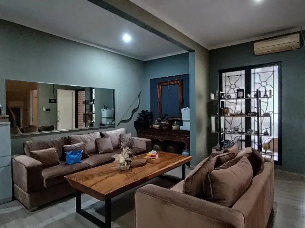 rumah bagus siyap huni sektor7, district Bintaro Jaya