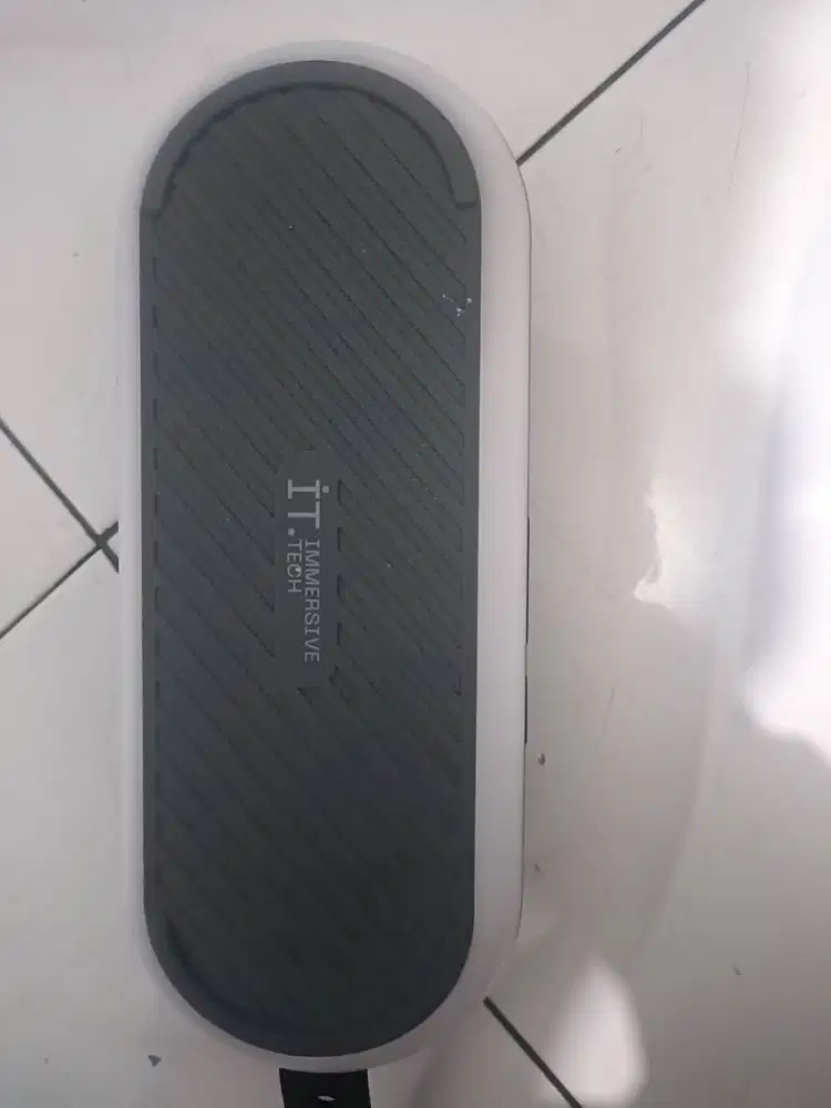 Speaker aktif merk IT immersive