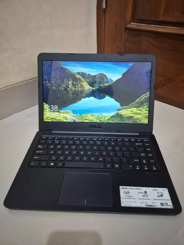 Asus Vivobook E14 E402YA AMD E2 7015 Radeon 4/1TB laptop charger