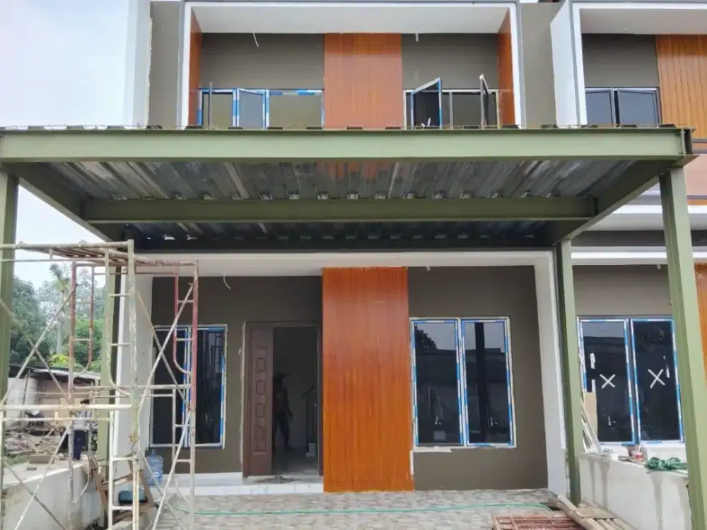 AMATA RESIDENCE Rumah cluster pinggir jalan raya dengan design modern bangunan kokoh dan megah, 5 menit ke pintu gerbang Jatiwarna