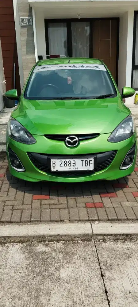 Jual cepat Mazda 2 Matic type R