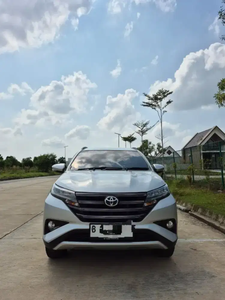 Toyota Rush 1.5 G Bensin-AT 2020 Silver
