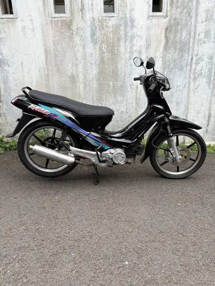 KAWASAKI KAZE 1995