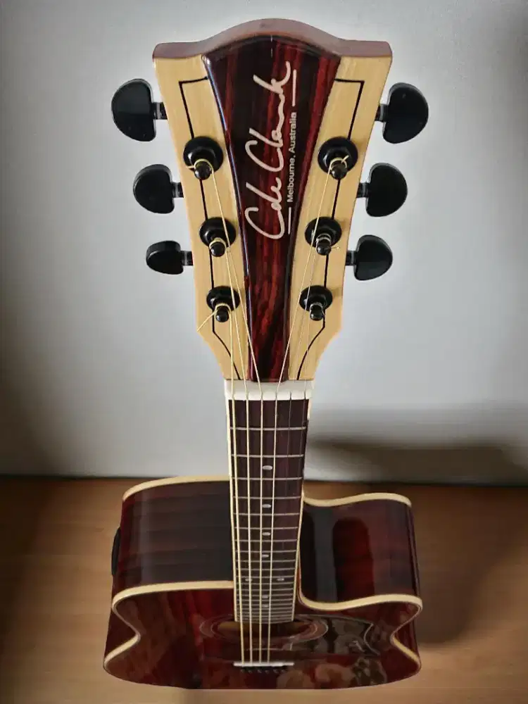 Gitar Akustik elektrik cole clark