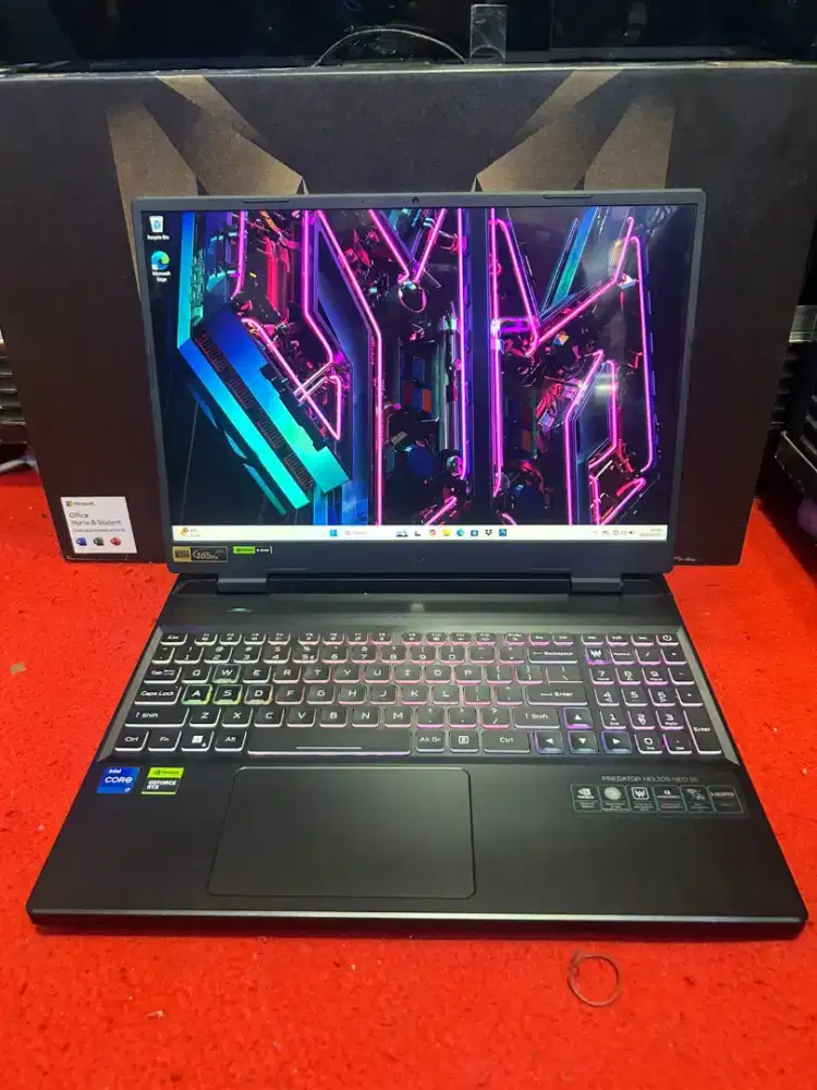 ASUS PREDATOR PHN16-71 Core i7-13700HX RAM 32 SSD 512 RTX 4050 6GB