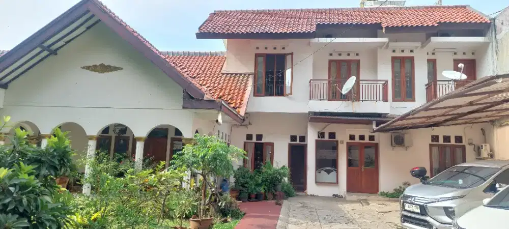 Disewakan Rumah Asri dan Strategis Cocok Untuk Kantor
