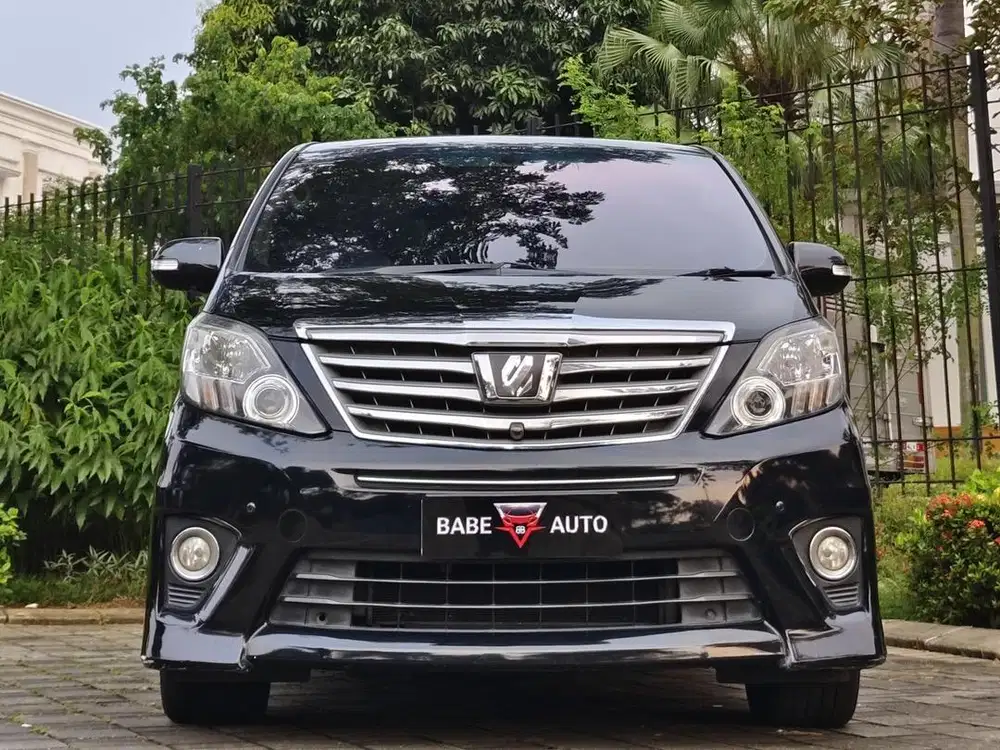 Toyota Alphard 2.4 SC premium sound 2013