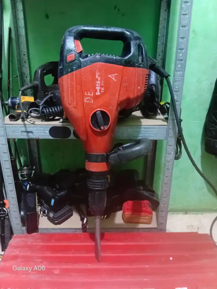 Hilti te 700 avr sds max