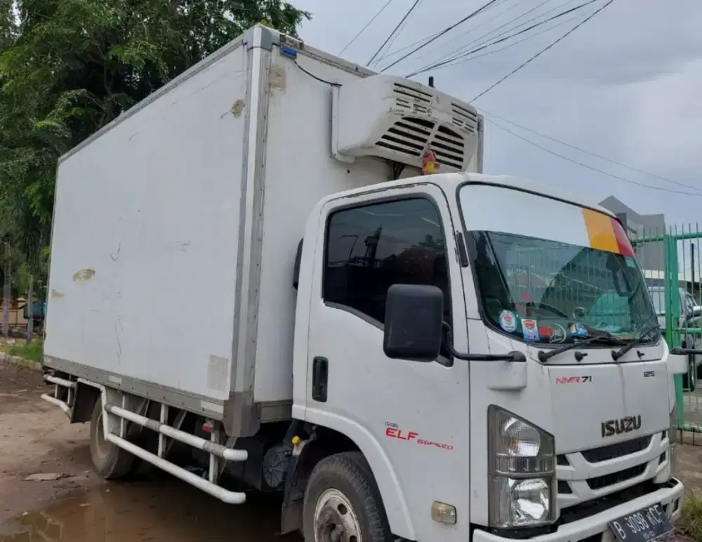 Isuzu Elf GIGa PS125 Box AC Frezer 2017 Turbo Bio Solar tgn1 Euro2