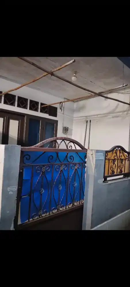 Kontrakan kosong
