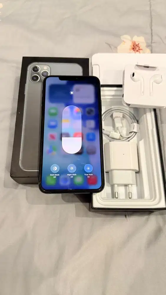 Dijual Iphone 11 Promax 256GB Green Mulus Lengkap Terdaftar