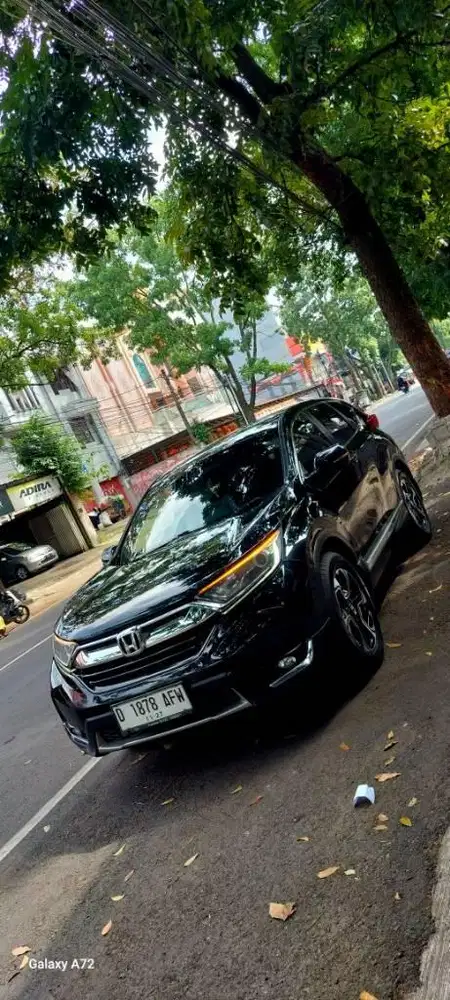 Honda crv turbo  1,5  at  hitam  2017