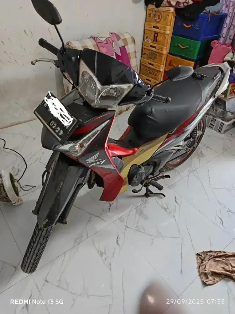 Jual Honda Supra X 125 Helm in thn 2013