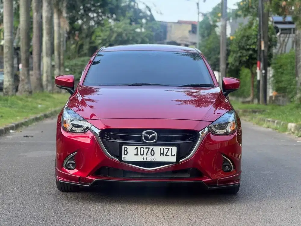 FAVORIT!! MAZDA 2 R AT 2018 MERAH KM LOW 44rb!
