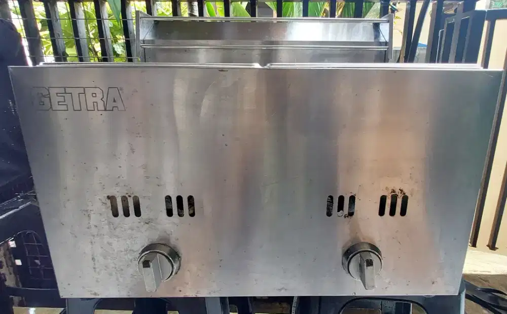 Deep fryer / Penggorengan