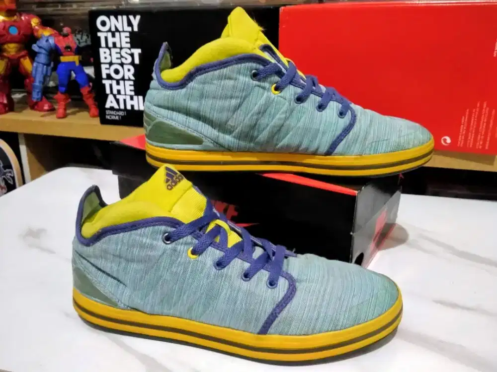 Sepatu Adidas Casual Vintage Keren Langka