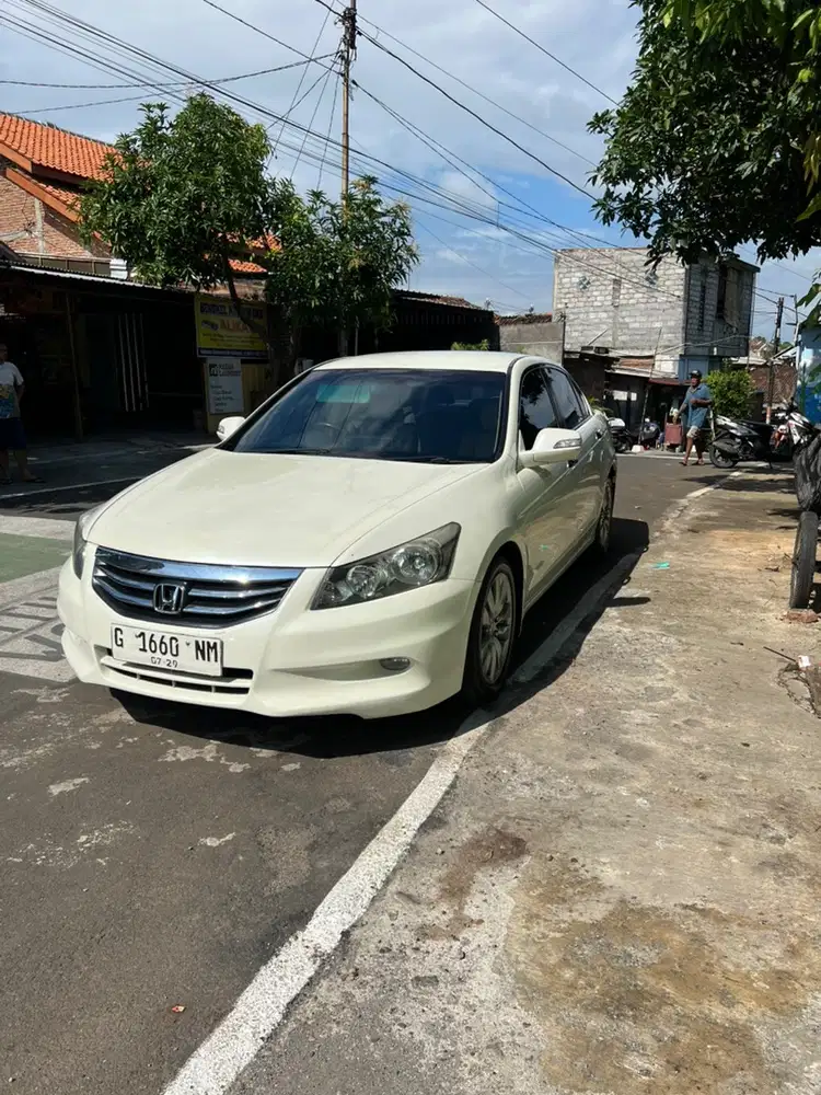 Honda Accord 2012 Bensin