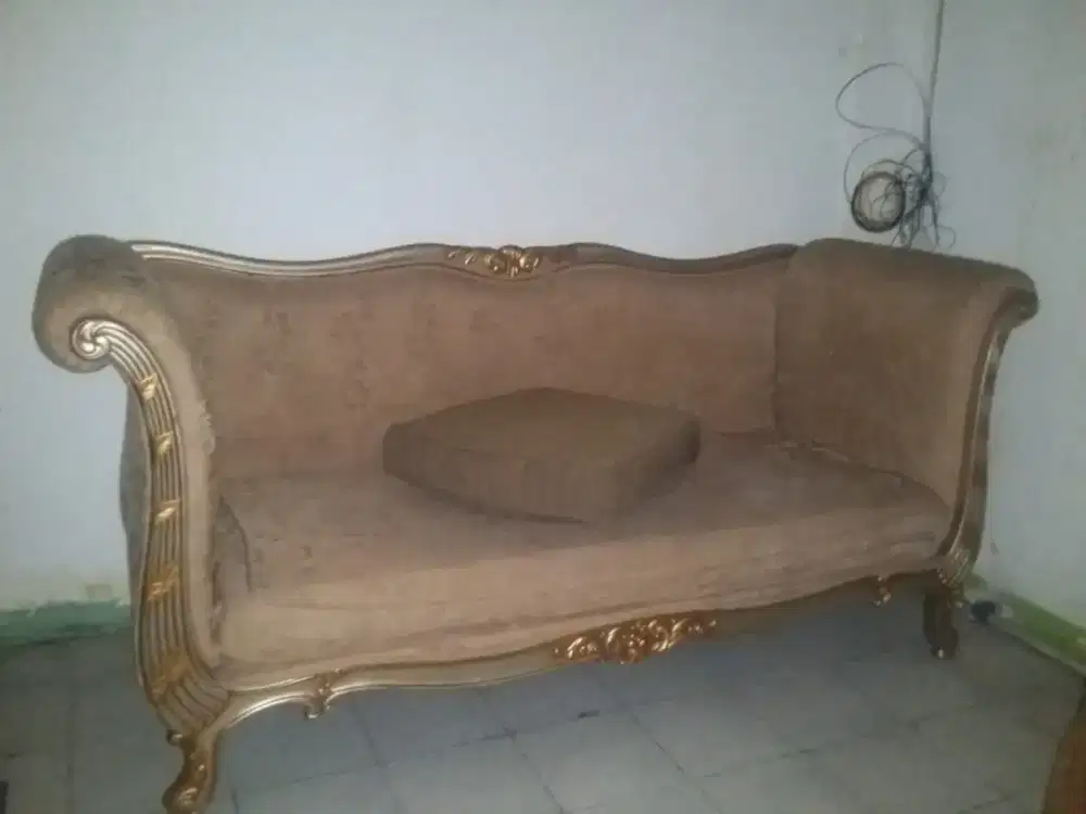 Dijual Cepat Sofa Model Davinci