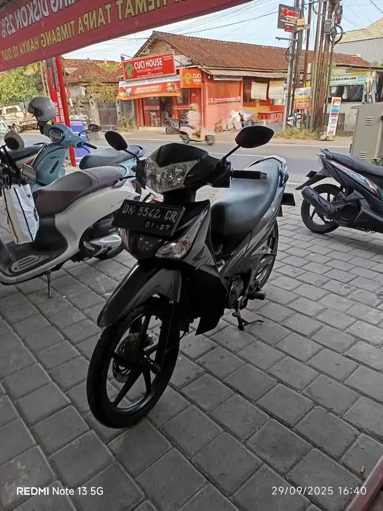 Honda Supra Helm in 2012