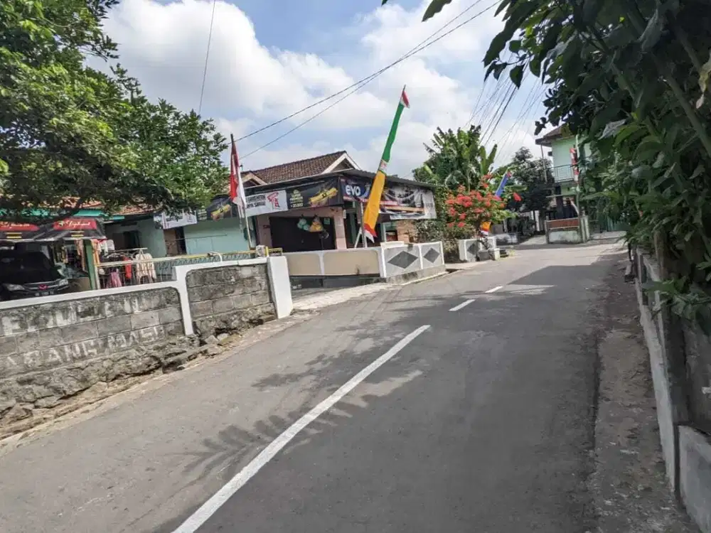 Dijual Tanah Dekat Pemda Sleman Jogja, Akses Mobil Papasan