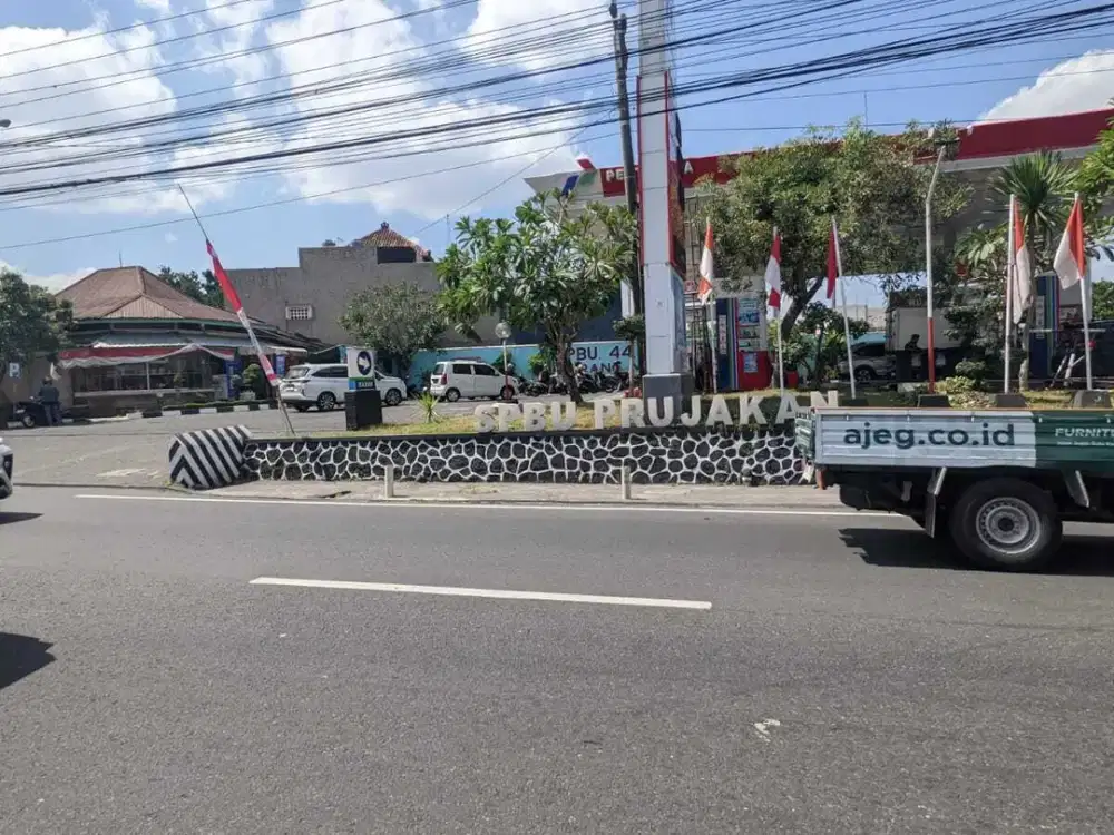 Dekat Sleman City Hall Jl Palagan Km 8 Jogja, SHM Dengan View Sawah