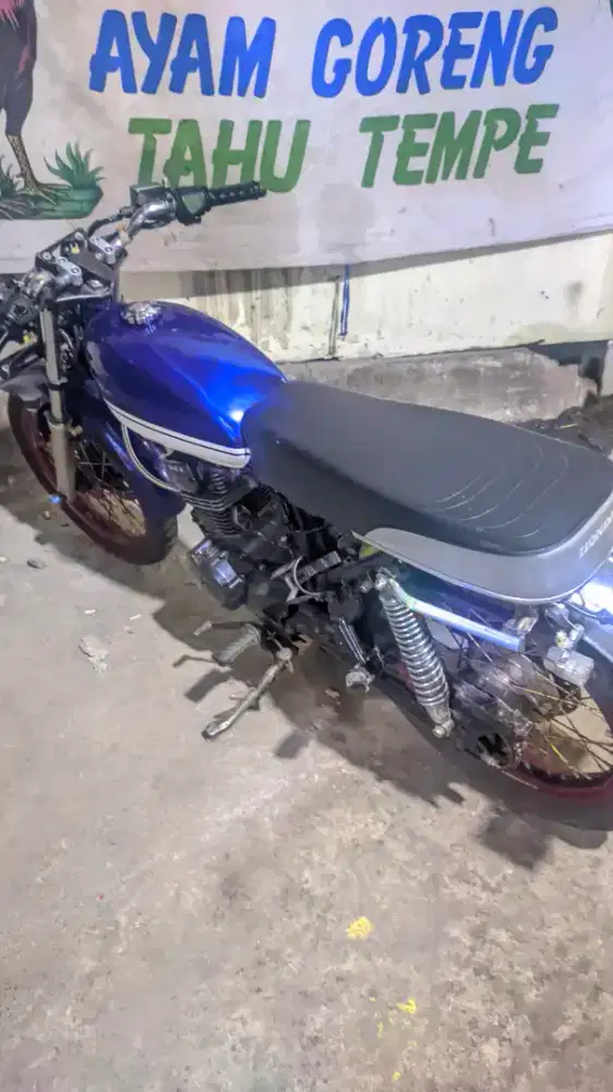 Jual motor cb 150R-250R