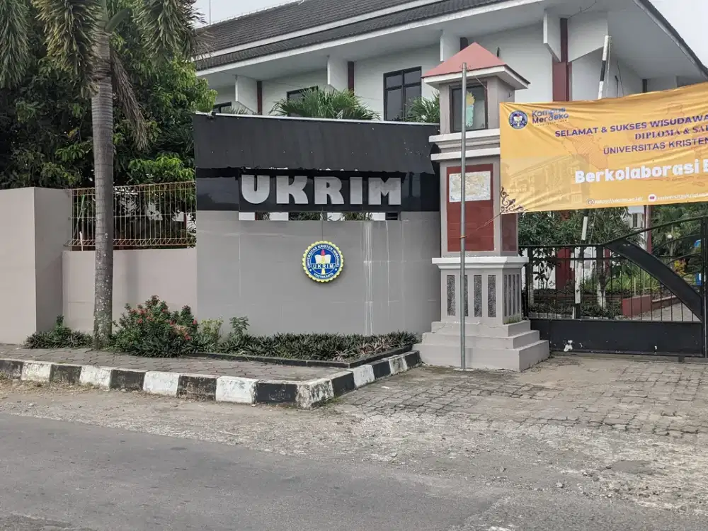 Tepi Jalan: Prospek Ruko Jl Sambisari Jogja, Dekat Kampus UKRIM