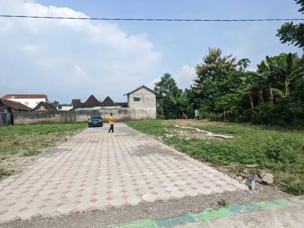 3 JUTAAN: Dekat Gembira Loka, Tanah SHM Jogja