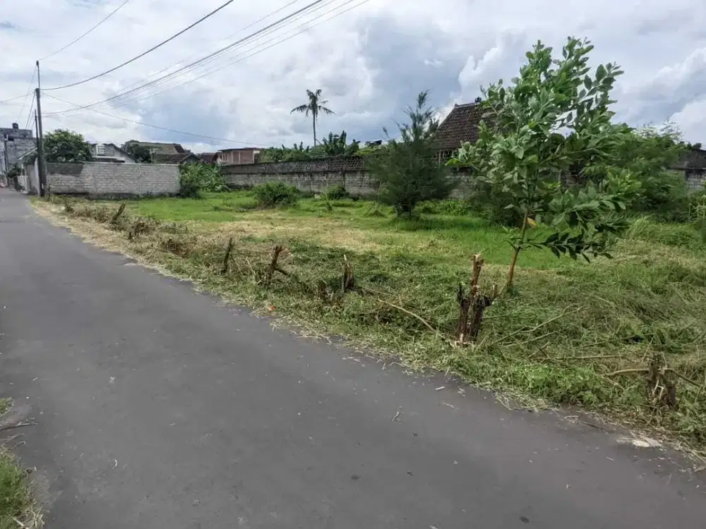 400 JUTAAN: Dekat Tugu Jogja, di Jl Kabupaten, Luasan Ideal