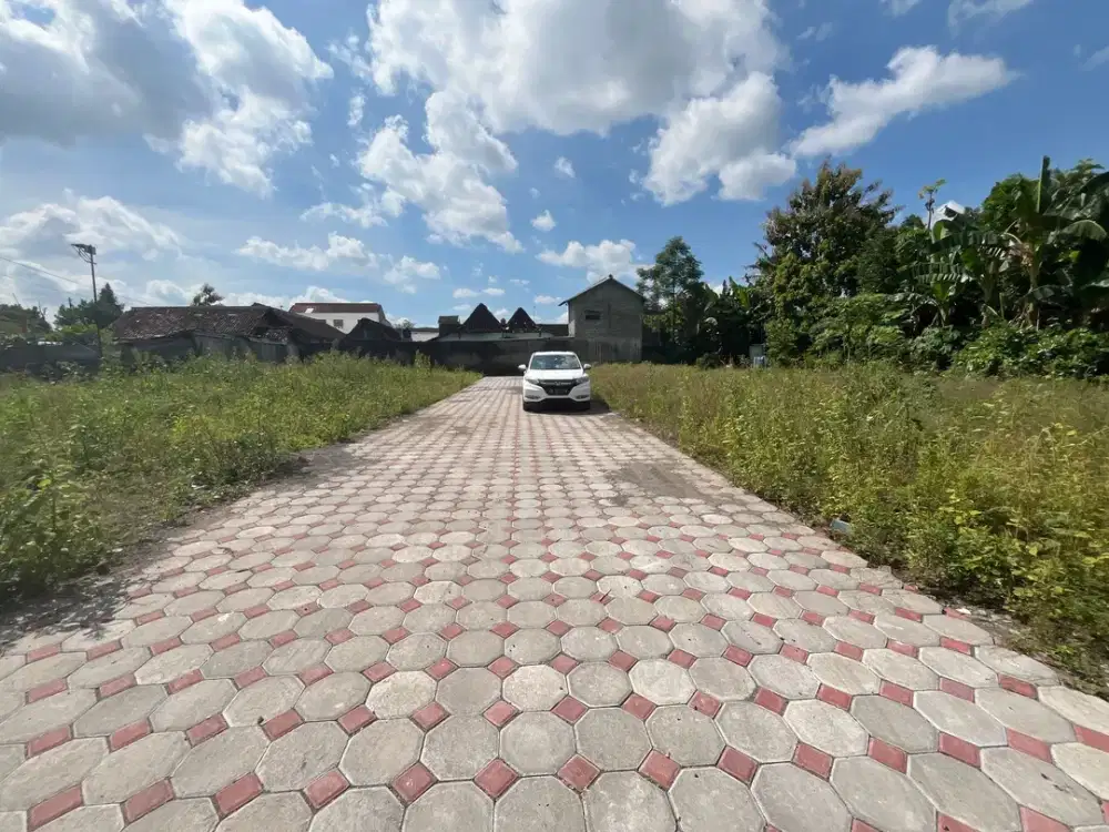 DEKAT PLN GEDONGKUNING: Tanah Jogja Banguntapan Ringroad