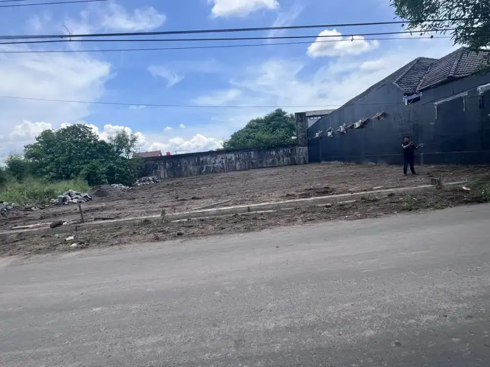 MURAH: Tepi Aspal Tanah Kalasan Dekat Jl Jogja Solo, SHM Pekarangan