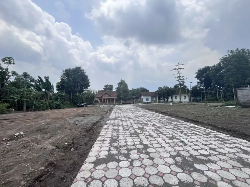 Timur RS Hardjolukito Berbah, Tanah SHM Jogja