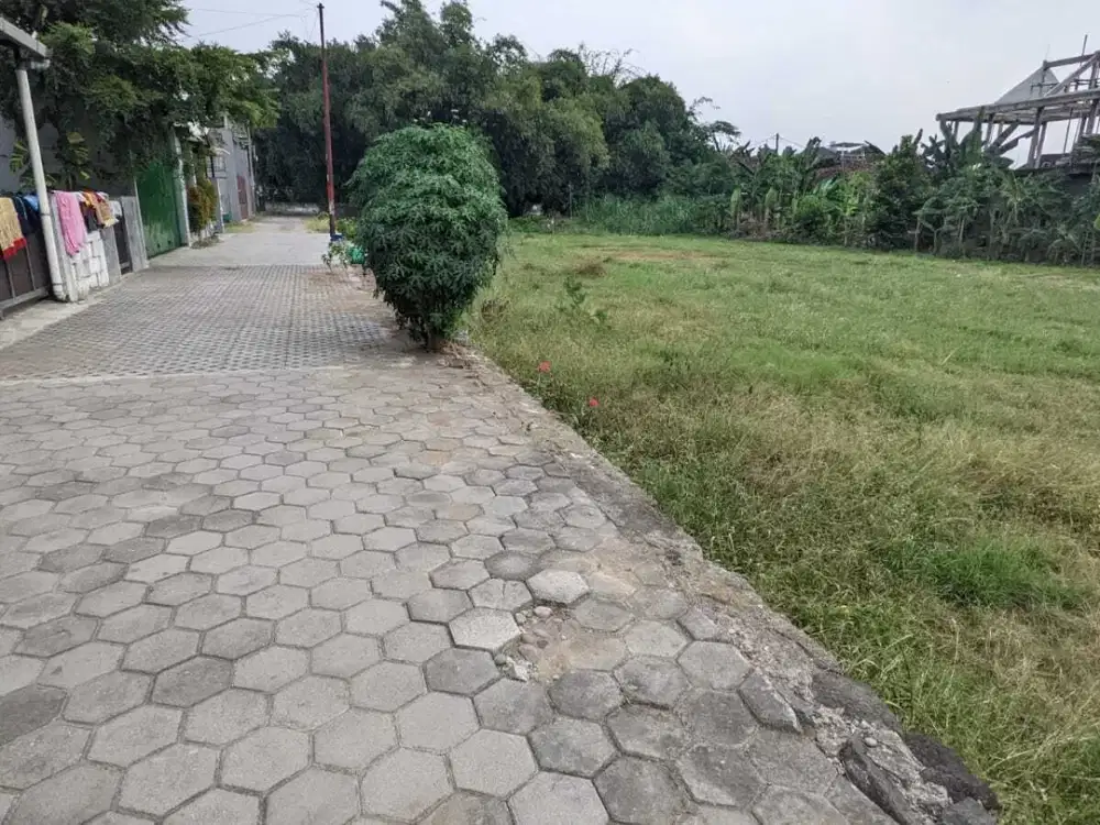 Dekat Soto Kadipiro Jl Wates, Tanah Murah Jogja Kota di Banyuraden
