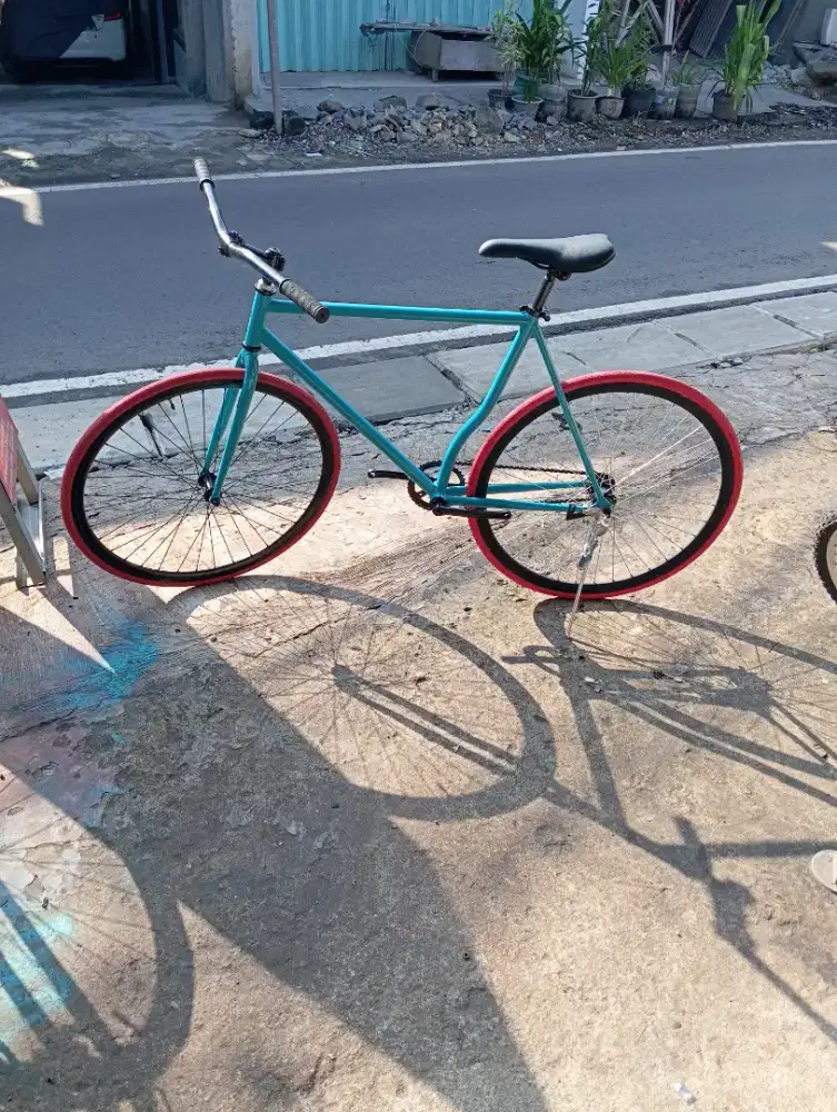 Sepeda fixie torpedo