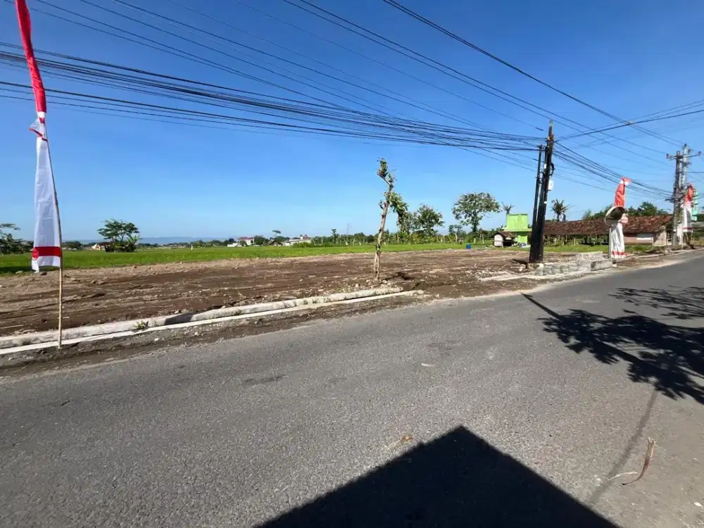 3 JUTAAN: Tanah Tepi Aspal Area Maguwo Dekat SPBU Jl Tajem