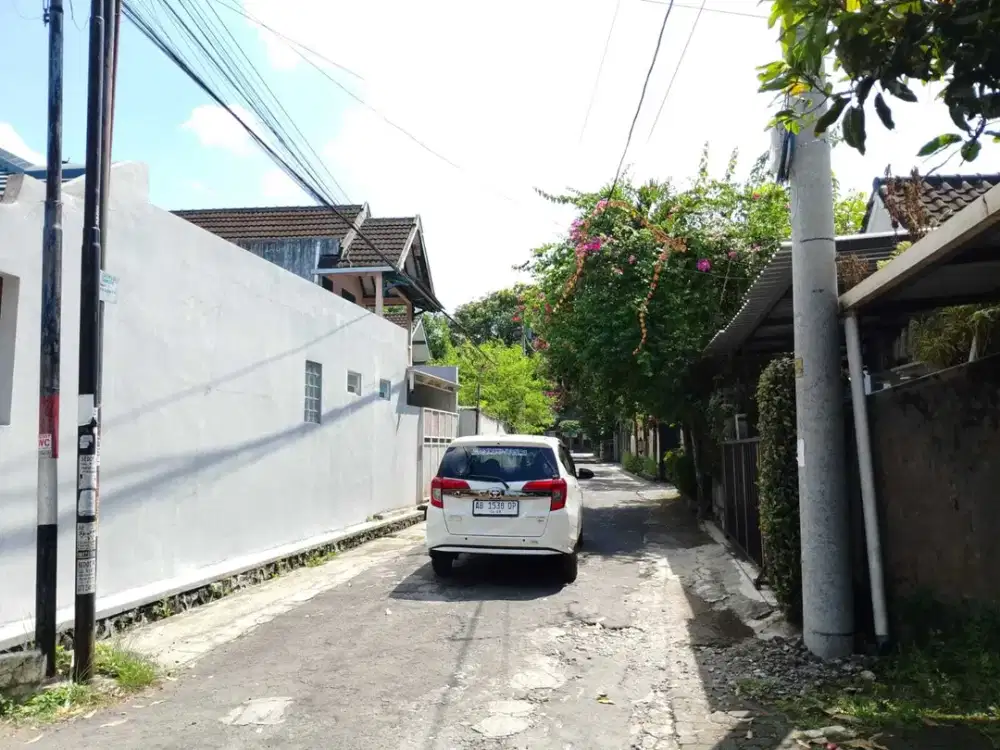 600 JUTA NEGO: Tanah Prospek Kost UGM UNY Jogja, Jl Lempongsari
